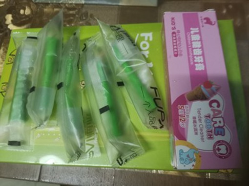 福派兒童電動(dòng)牙刷好用嗎，福派Q1聲波電動(dòng)亞撒胡測(cè)評(píng)(價(jià)格實(shí)惠)